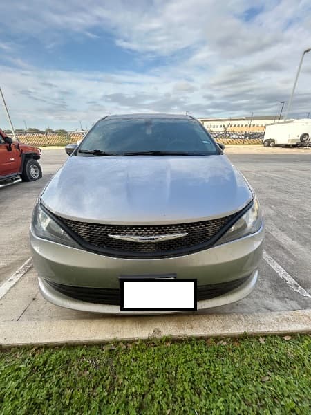 2020 CHRYSLER VOYAGER