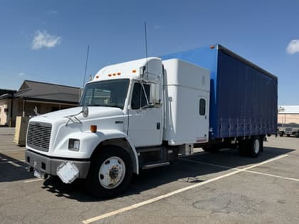 2001 FREIGHTLINER FL80