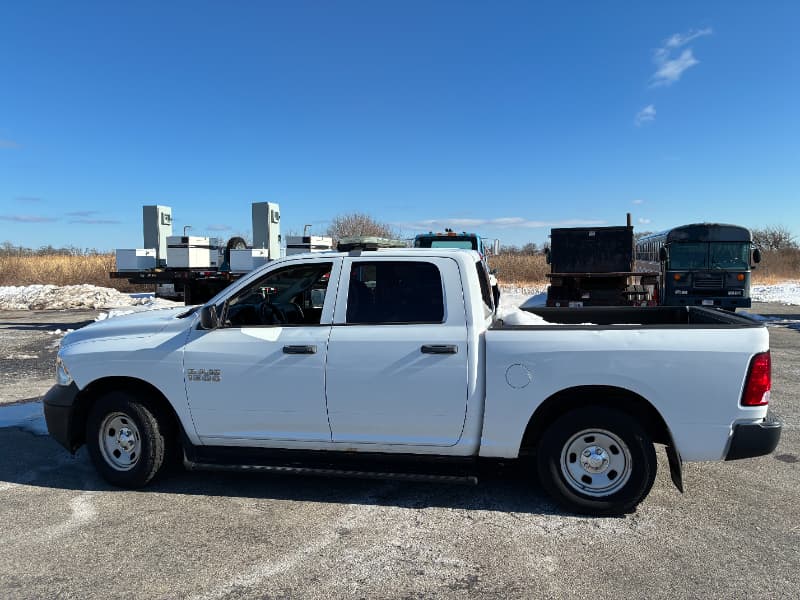 2014 RAM 1500 4WD CREW
