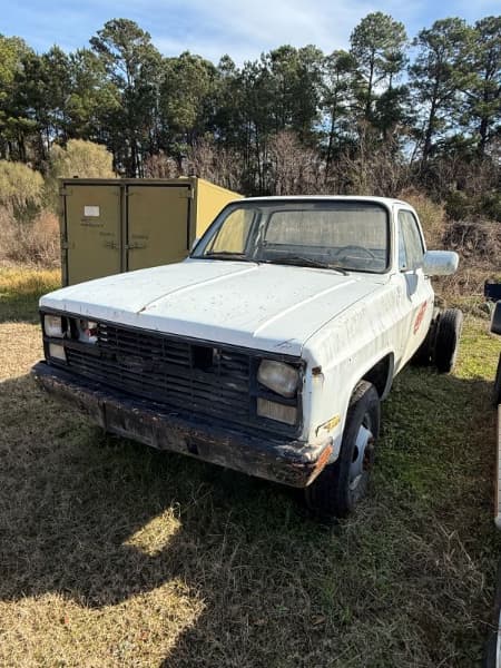 1986 CHEVROLET D30