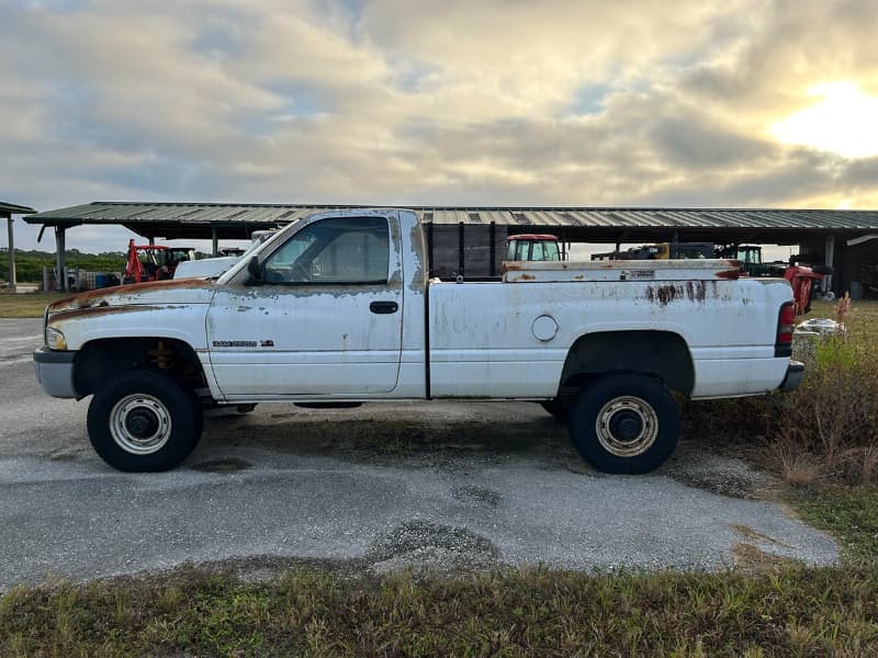 1996 DODGE RAM 2500 4X4