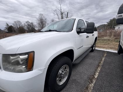 2010 CHEVROLET SUBURBAN