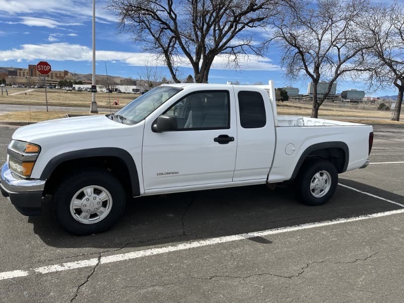 2004 Chevrolet Colorado LS 4x4