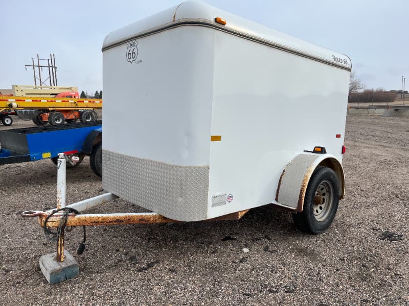 2004 CARGOMATE MI5CB08129 Enclosed Trailer