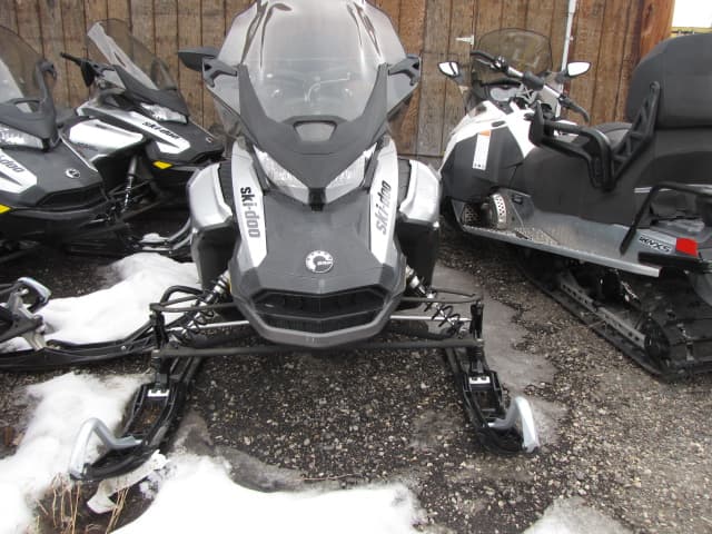 2019 BRP US INC GT TOURING LE 900