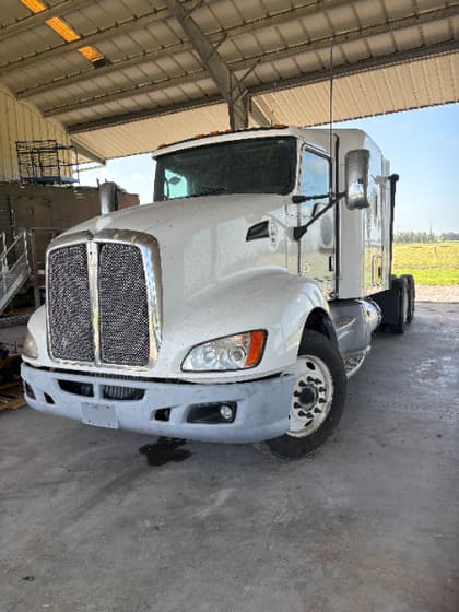 2012 FLEETWOOD T-660