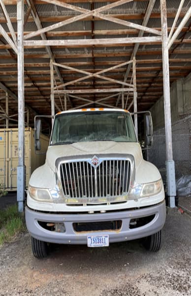 2010 International 4300 SBA 4X2