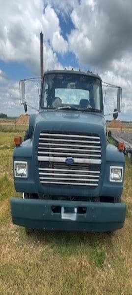 1994 FORD L8000
