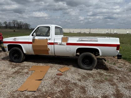 1984 CHEVROLET TRUCK