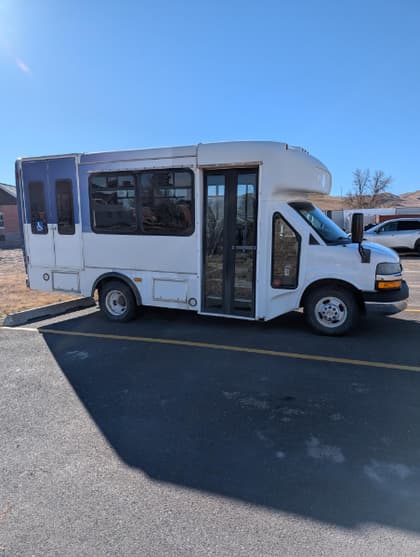 2014 CHEVROLET PASSENGER BUS
