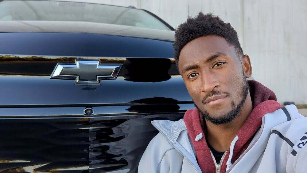 Marques Brownlee Thoroughly Reviews the Chevrolet Bolt EUV