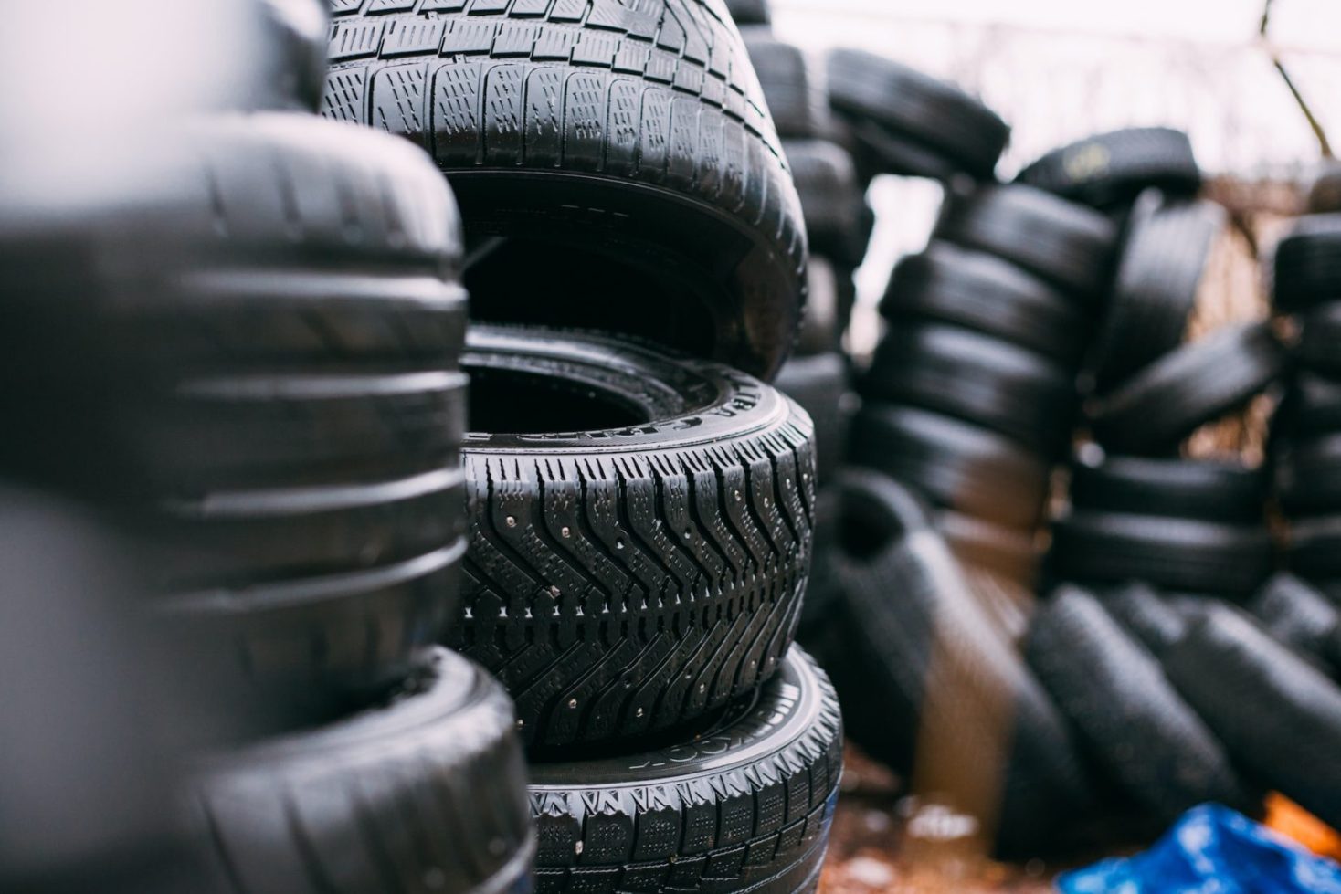 Les avantages et les inconvénients des pneus d'hiver usagés
