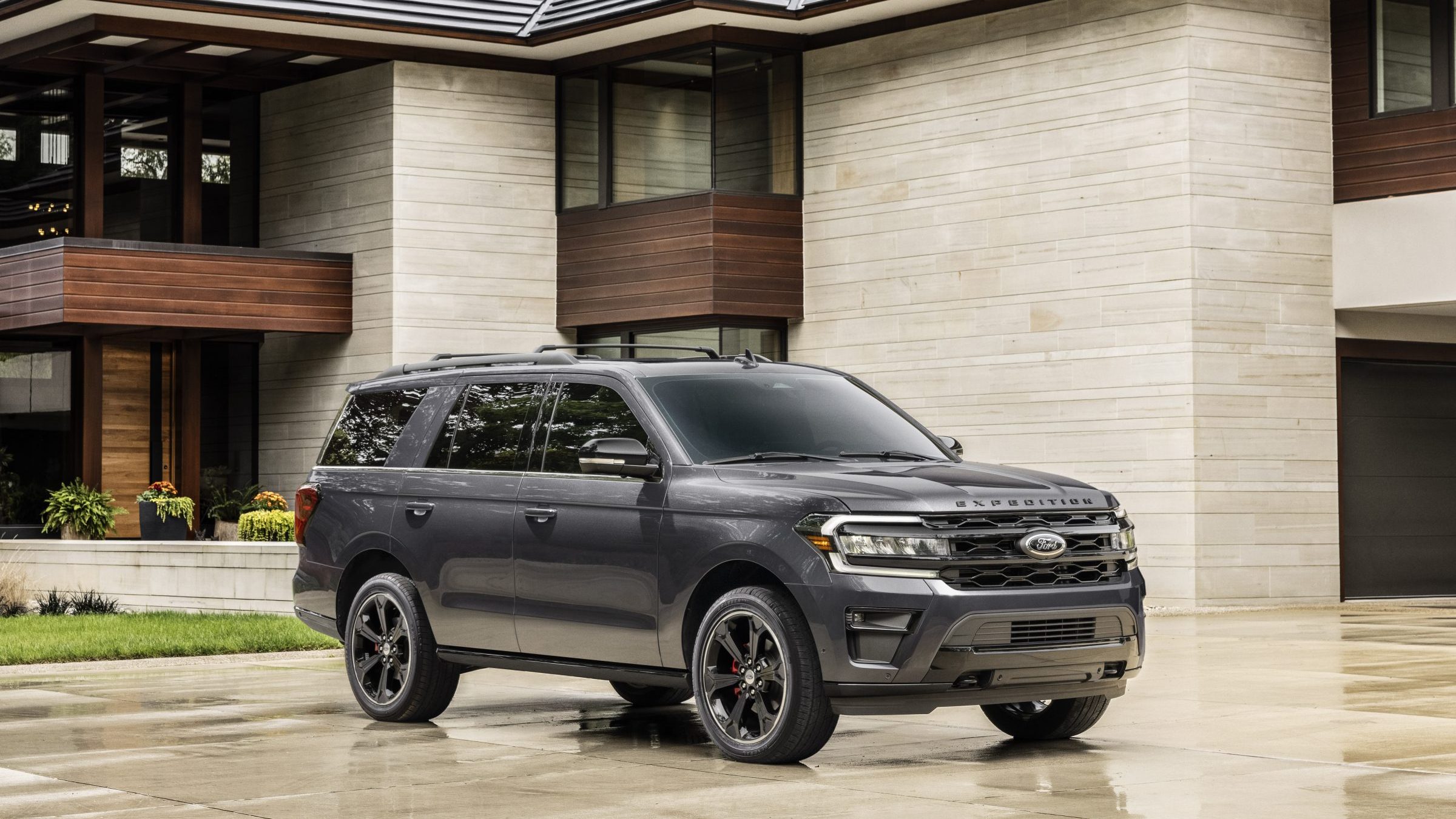 2022 Ford Expedition Stealth Edition Leistungspaket