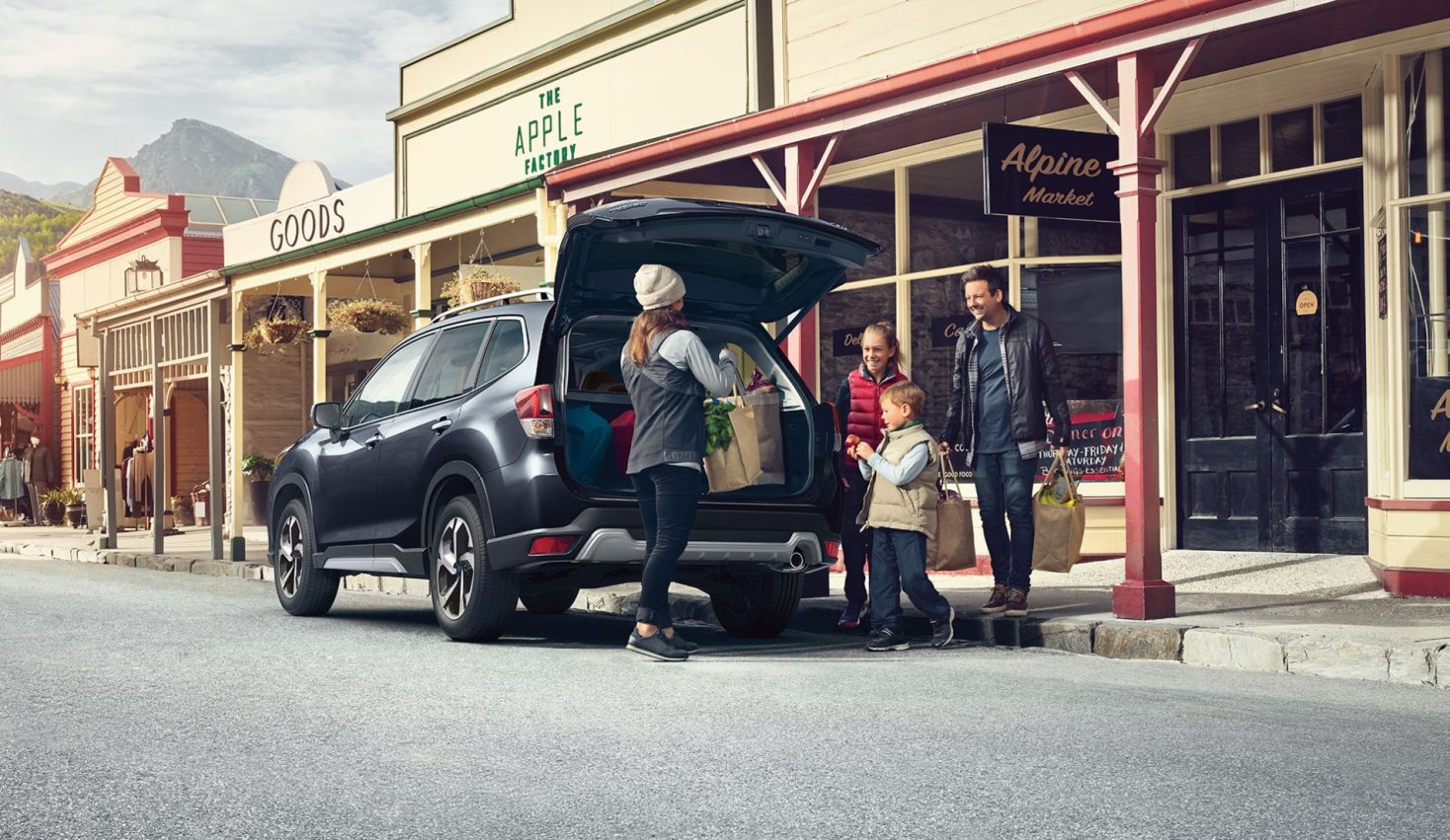 Combien de sacs d'épicerie puis-je mettre dans le Subaru Forester ?