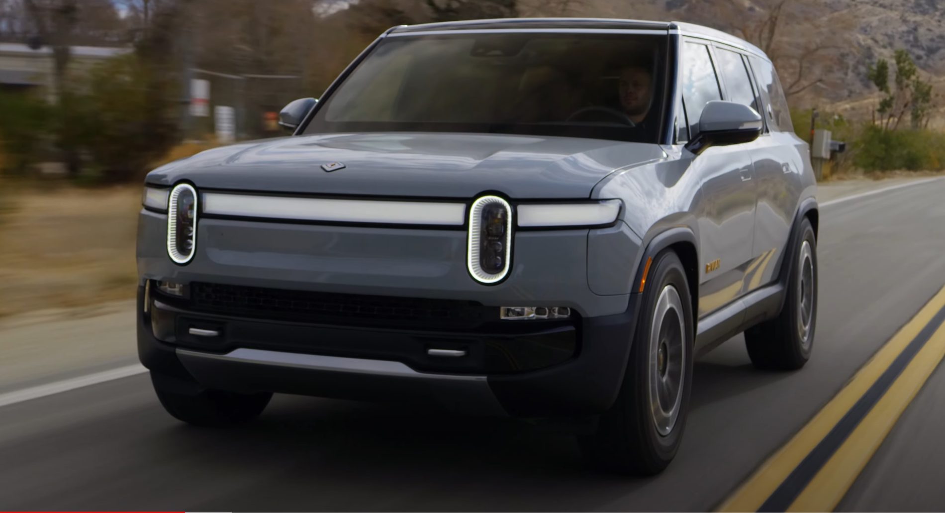 Throttle House Reviews the 2023 Rivian RS1 SUV - suv.me