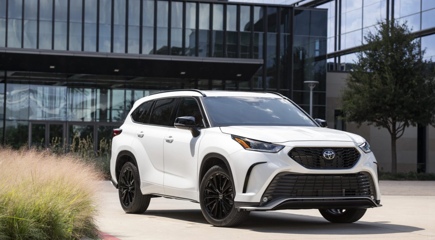 In-depth Tour of the 2023 Toyota Highlander
