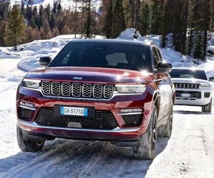 Grand Cherokee xe plug in hybrid launch edition