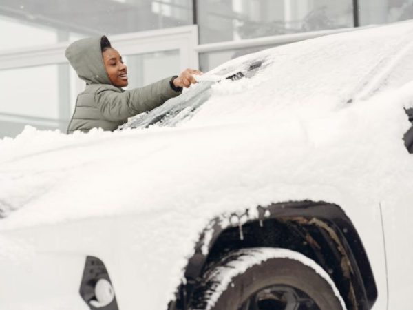 The Best Snow Scrapers for Your Car This Winter