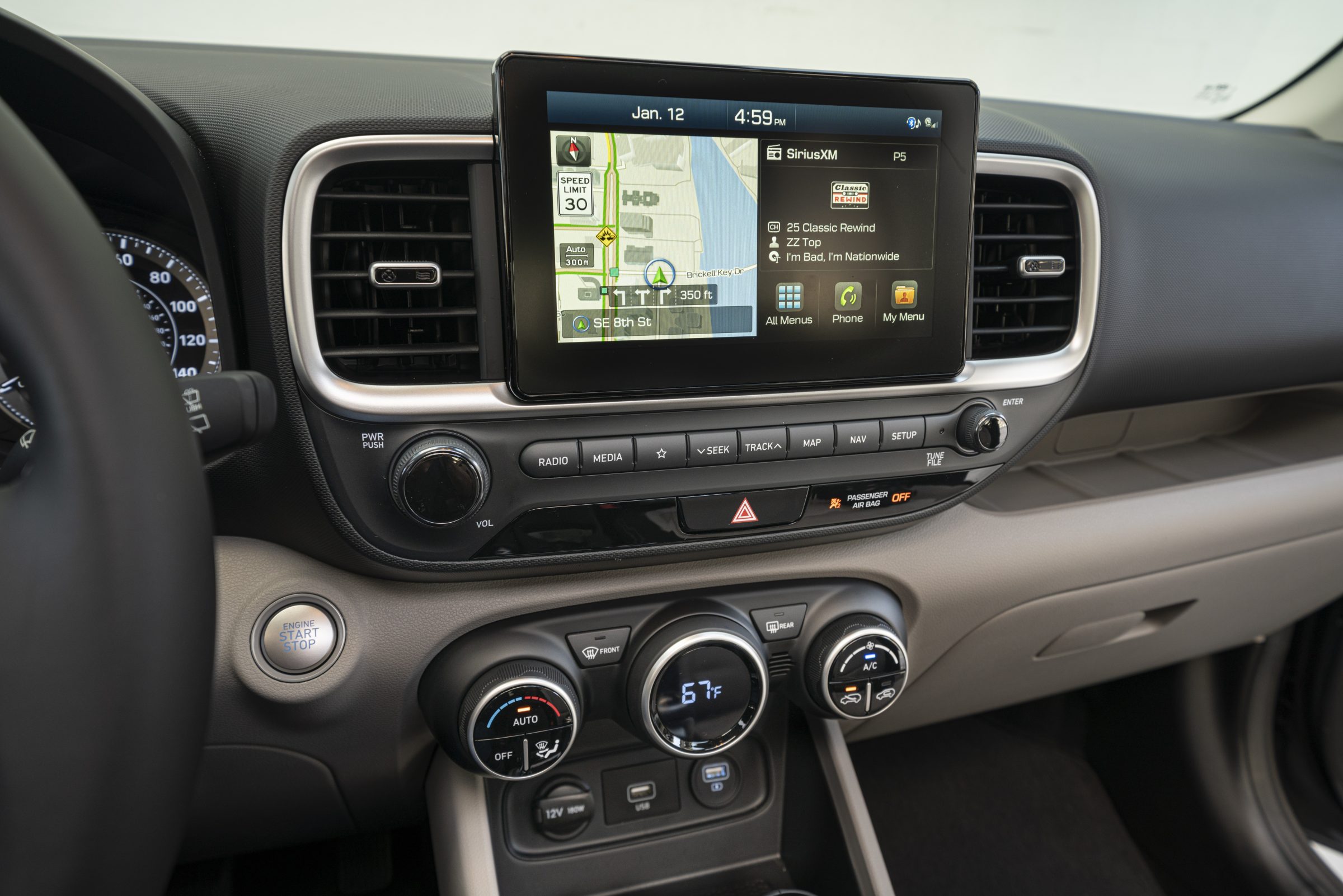 Venue interior dash with apple carplay and android auto