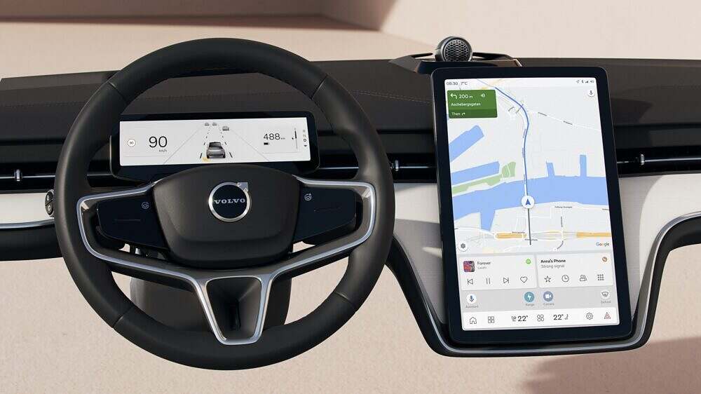 Your new Volvo EX90 gives you the info you need when you need it