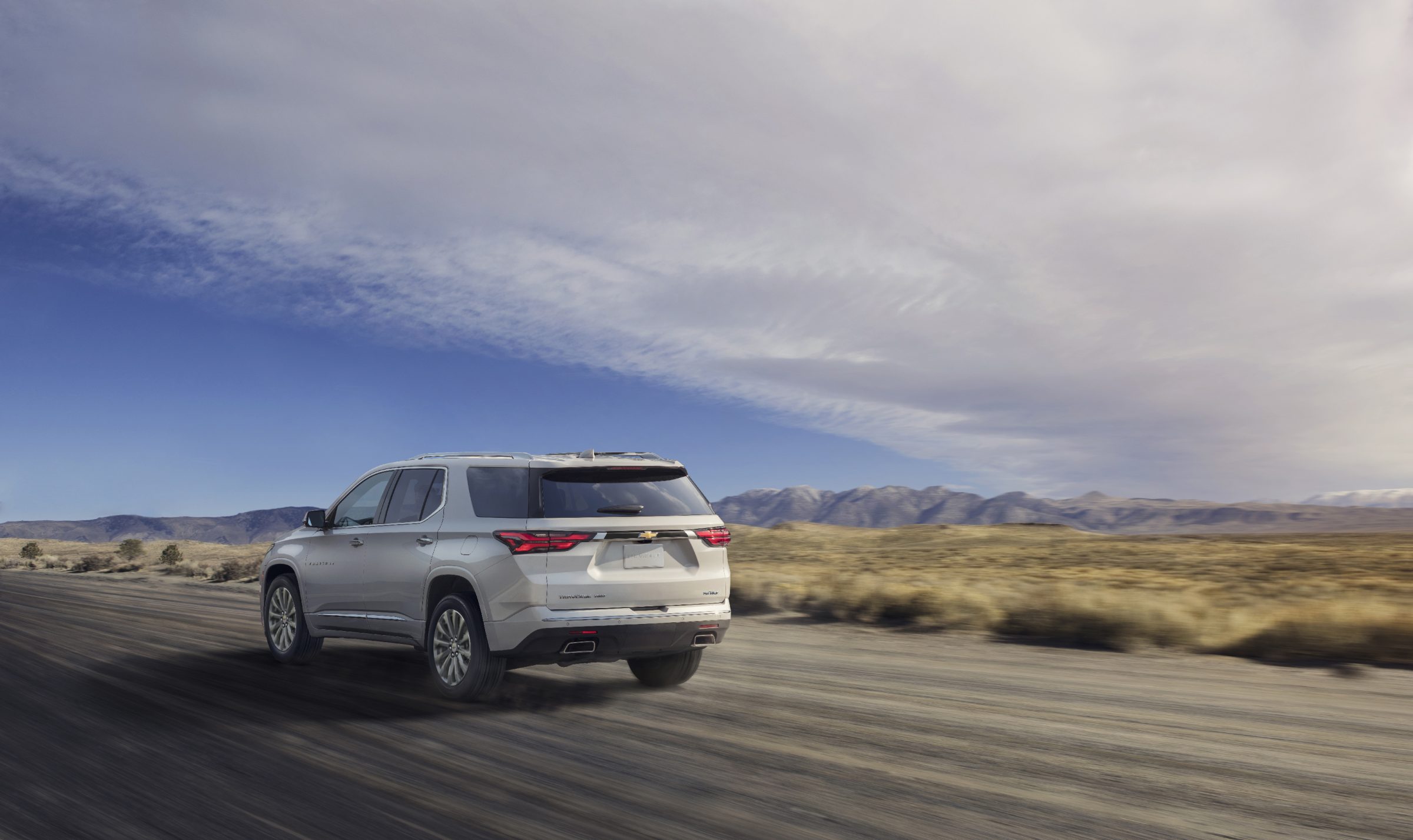 Chevrolet Traverse Premier SUV exterior b