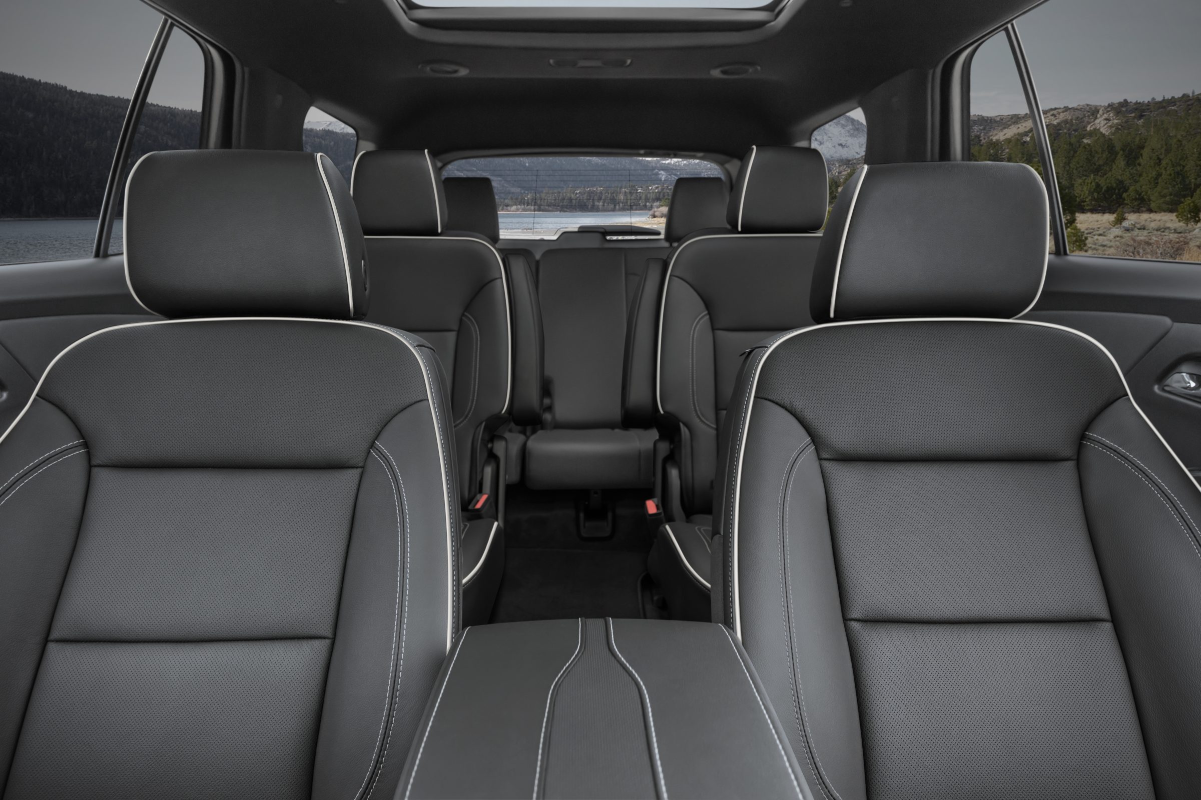 Asientos interiores de la SUV Chevrolet Traverse Premier