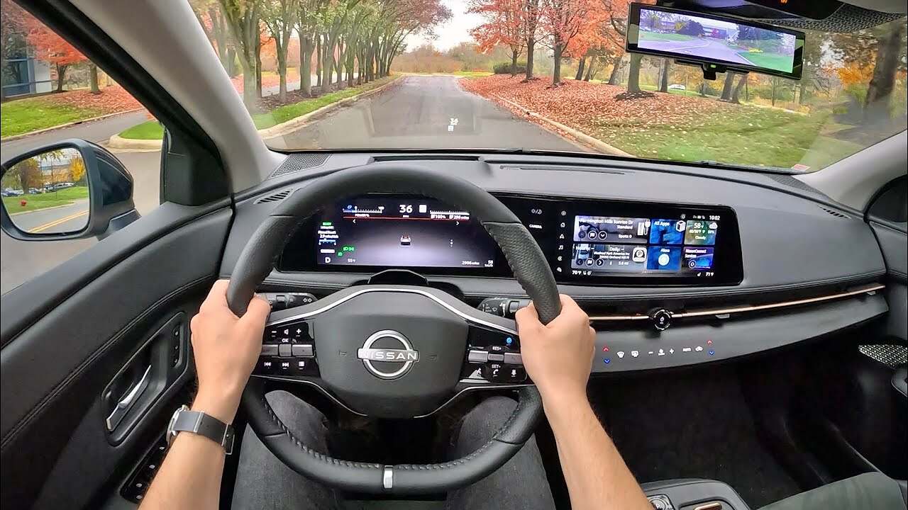 Machen Sie eine POV-Fahrt mit dem Nissan Ariya Premiere SUV 2023