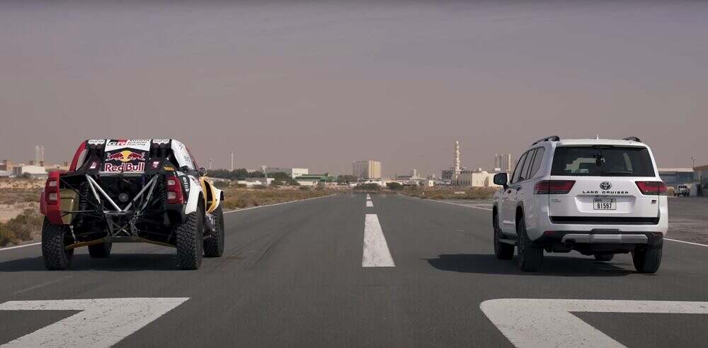 Carwow Drag Races a Toyota GR Dakar Hilux and a Land Cruiser GR Sport