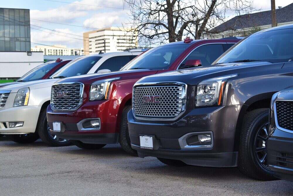 Top Online Sites to Purchase a New or Used SUVs in America Near Me (virtually)