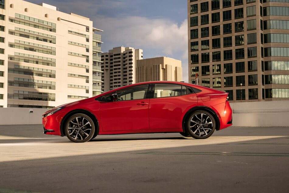 2023 PriusPrime XSE SupersonicRed