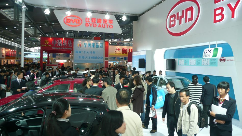 El rápido ascenso de los fabricantes de automóviles EV de China
