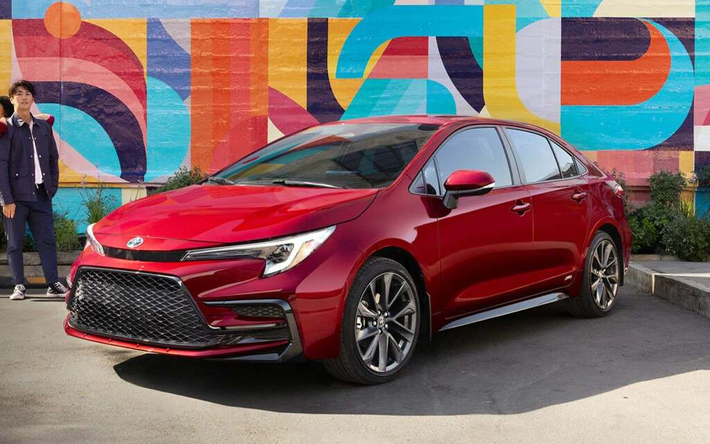 2024 toyota corolla in red