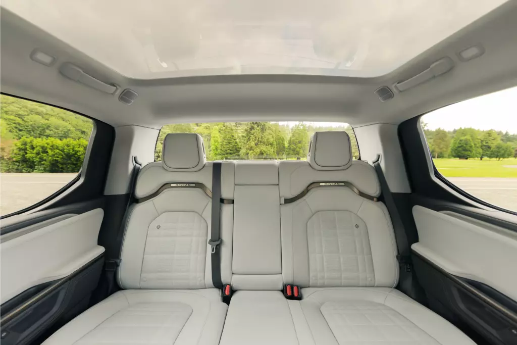 2024 Rivian R1T Dual Max rear seats